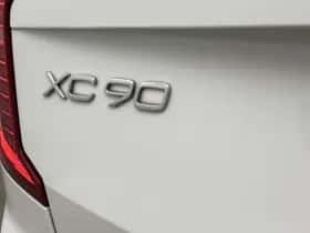 Volvo XC90 (2021) thumbnail 34
