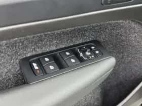 Volvo XC40 (2025) thumbnail 28