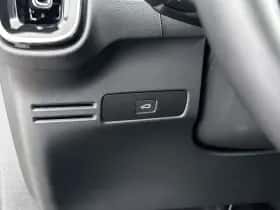 Volvo XC40 (2025) thumbnail 30