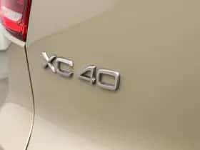 Volvo XC40 (2025) thumbnail 32