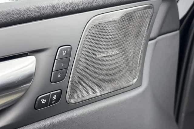 Volvo XC60 (2026) thumbnail 2