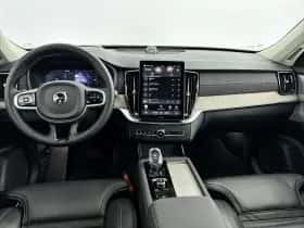Volvo XC90 (2025) thumbnail 16