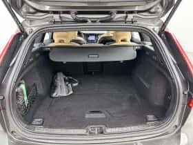 Volvo V60 (2020) thumbnail 32