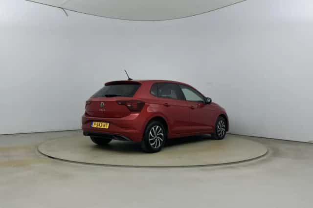 Volkswagen Polo (2022) thumbnail 3