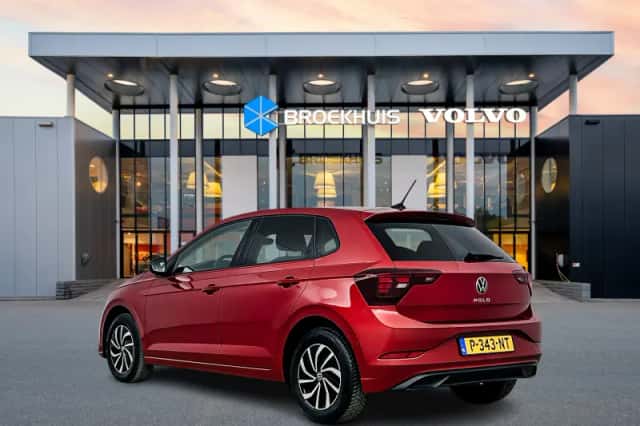 Volkswagen Polo (2022) thumbnail 4