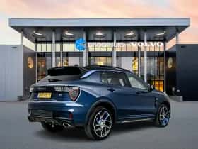 Lynk & Co 01 (2022) thumbnail 3