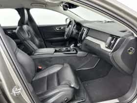 Volvo V60 (2020) thumbnail 10