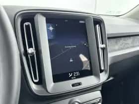 Volvo XC40 (2022) thumbnail 19