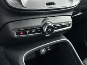 Volvo XC40 (2022) thumbnail 23