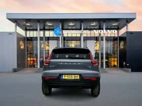 Volvo XC40 (2022) thumbnail 6