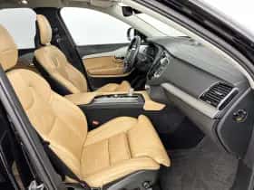 Volvo XC90 (2015) thumbnail 12