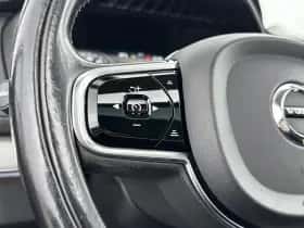 Volvo XC90 (2015) thumbnail 18