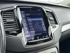 Volvo XC90 (2015) thumbnail 20