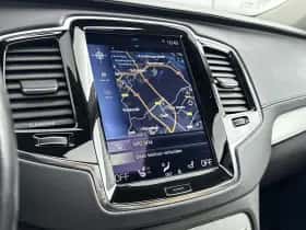 Volvo XC90 (2015) thumbnail 21