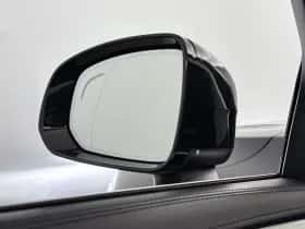 Volvo XC90 (2015) thumbnail 30