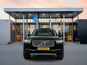 Volvo XC90 (2015) thumbnail 5