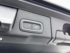 Volvo XC60 (2025) thumbnail 32