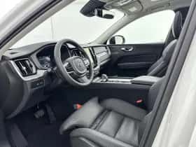 Volvo XC60 (2025) thumbnail 9