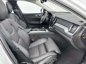Volvo XC60 (2025) thumbnail 10