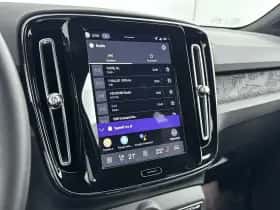Volvo EX40 (2025) thumbnail 22