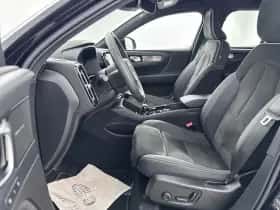 Volvo XC40 (2022) thumbnail 11