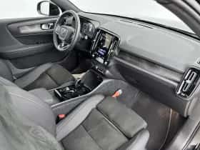 Volvo XC40 (2022) thumbnail 12