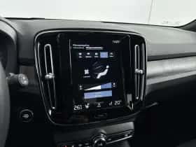 Volvo XC40 (2022) thumbnail 21