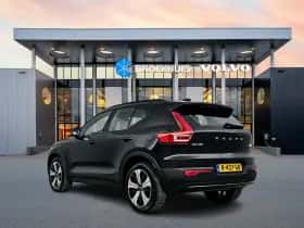Volvo XC40 (2022) thumbnail 4