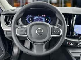 Volvo XC60 (2023) thumbnail 18