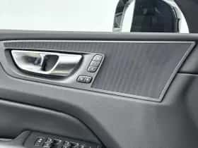 Volvo XC60 (2023) thumbnail 24