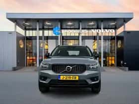 Volvo XC40 (2020) thumbnail 5