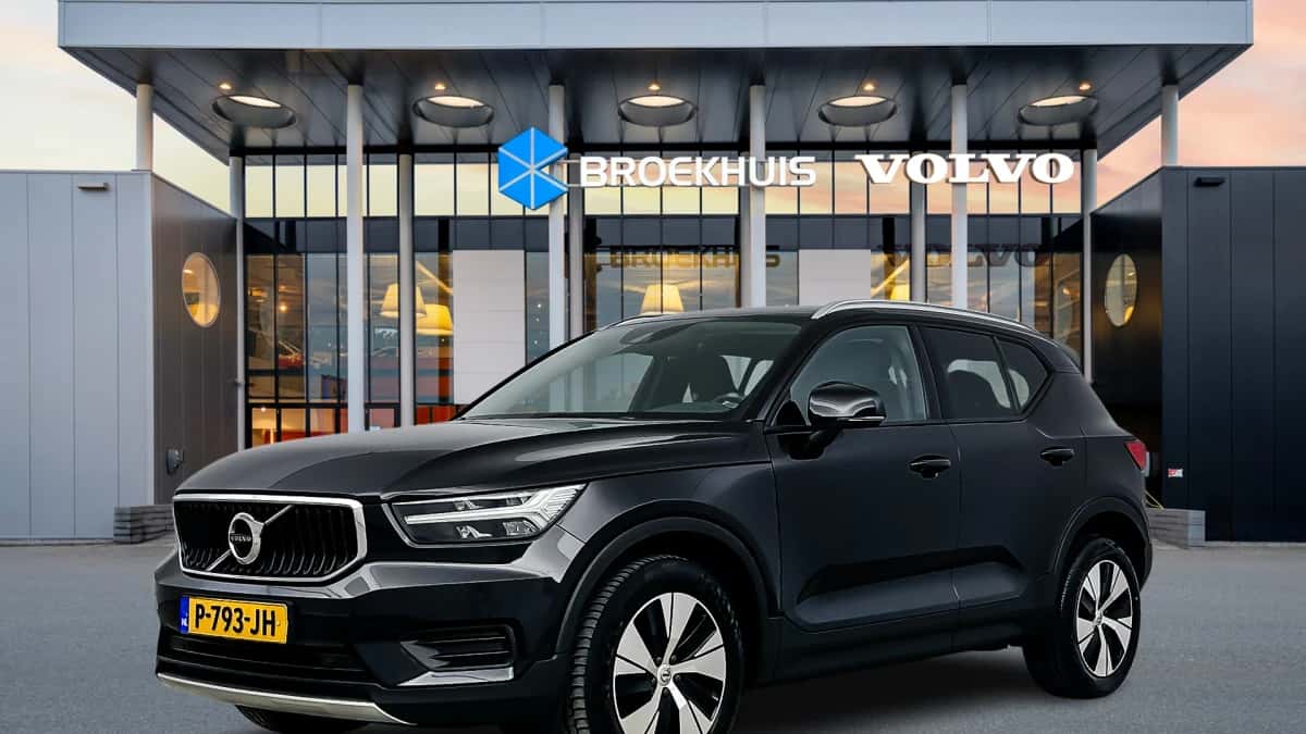 Volvo XC40 (2022) — foto 1