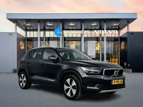 Volvo XC40 (2022) thumbnail 2