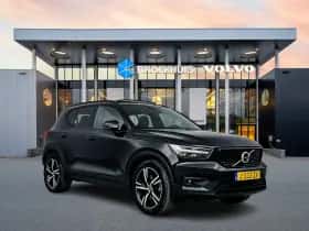 Volvo XC40 (2020) thumbnail 2