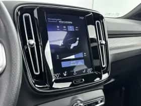 Volvo XC40 (2020) thumbnail 23
