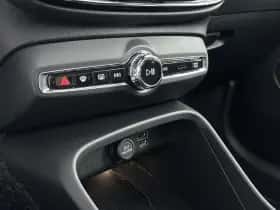 Volvo XC40 (2020) thumbnail 24