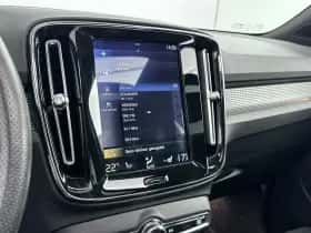 Volvo XC40 (2019) thumbnail 19