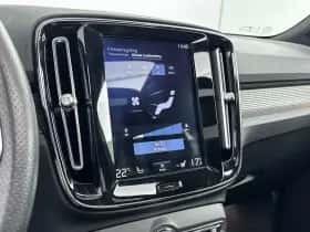 Volvo XC40 (2019) thumbnail 23