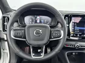 Volvo XC40 (2022) thumbnail 15
