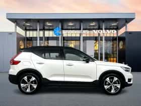 Volvo XC40 (2022) thumbnail 7