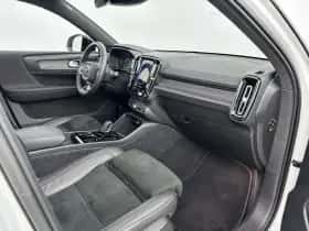 Volvo XC40 (2022) thumbnail 10
