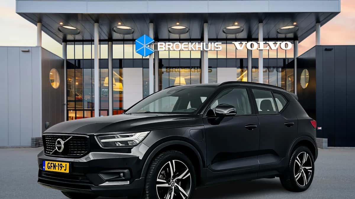 Volvo XC40 (2020) — foto 1