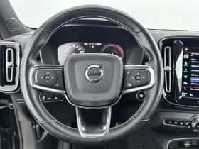 Volvo XC40 (2020) thumbnail 15