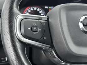Volvo XC40 (2020) thumbnail 16