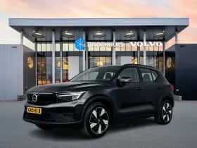 Volvo EX40 (2024)