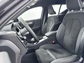 Volvo EX40 (2024) thumbnail 11