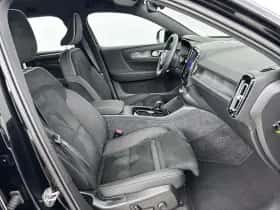 Volvo EX40 (2024) thumbnail 12