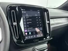 Volvo EX40 (2024) thumbnail 20