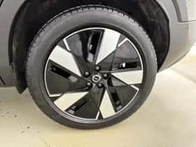 Volvo EX40 (2024) thumbnail 31