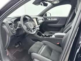 Volvo EX40 (2024) thumbnail 9